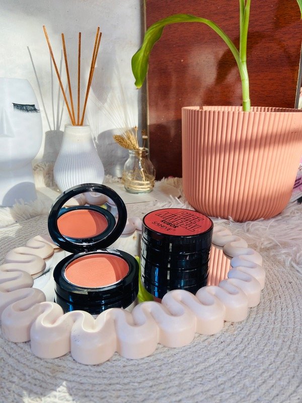 Producto - Rubor en Polvo con Espejo