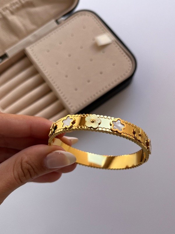 Producto - Esclava Van Cleef Dorada