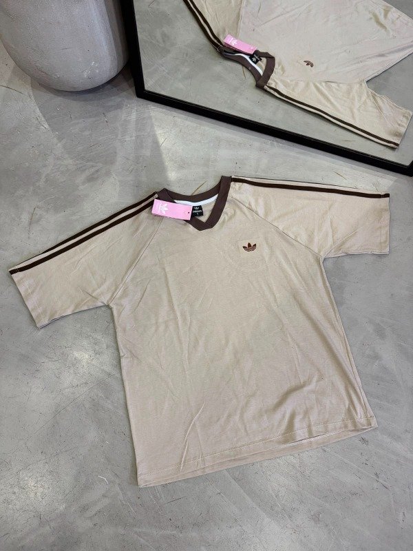 Producto - REMERON RETRO OVER ESCOTE EN V DM - 17