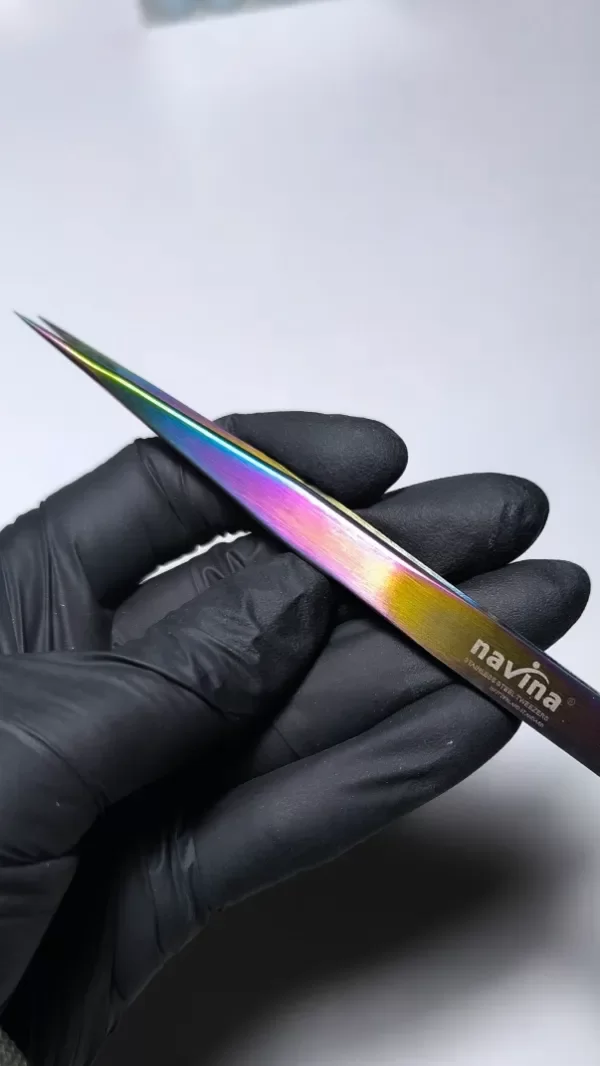 Producto - Pinza recta para pestañas Navina tornasol