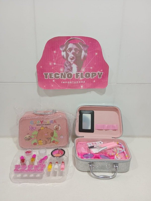 Producto - Maquillaje infantil estuche capibara