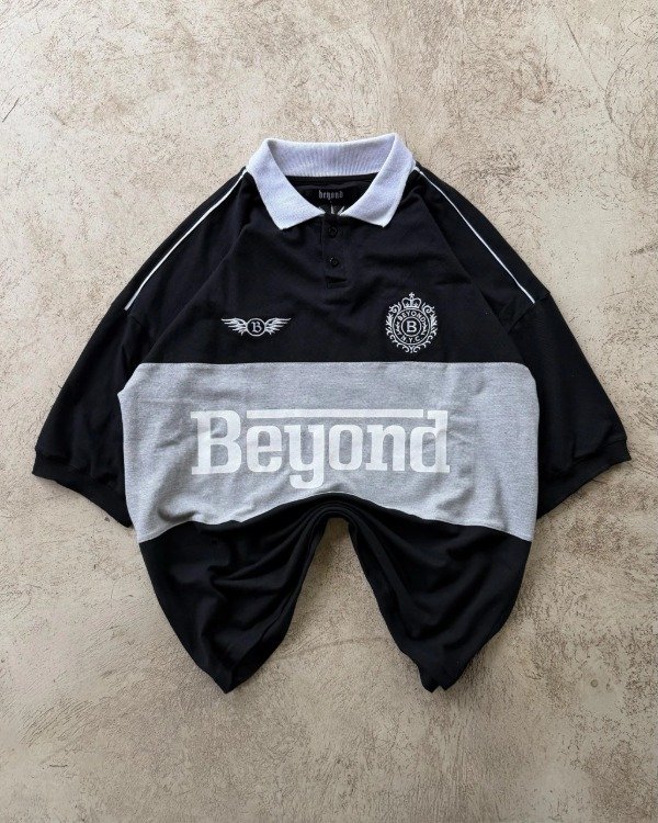 Producto - CHOMBA ACROMATIC - BEYOND