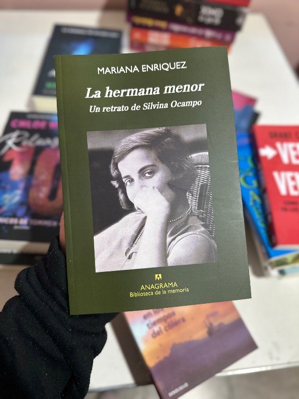 Producto - La hermana menor