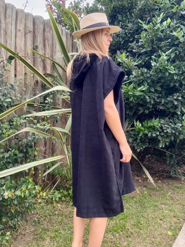 Producto - Poncho Black