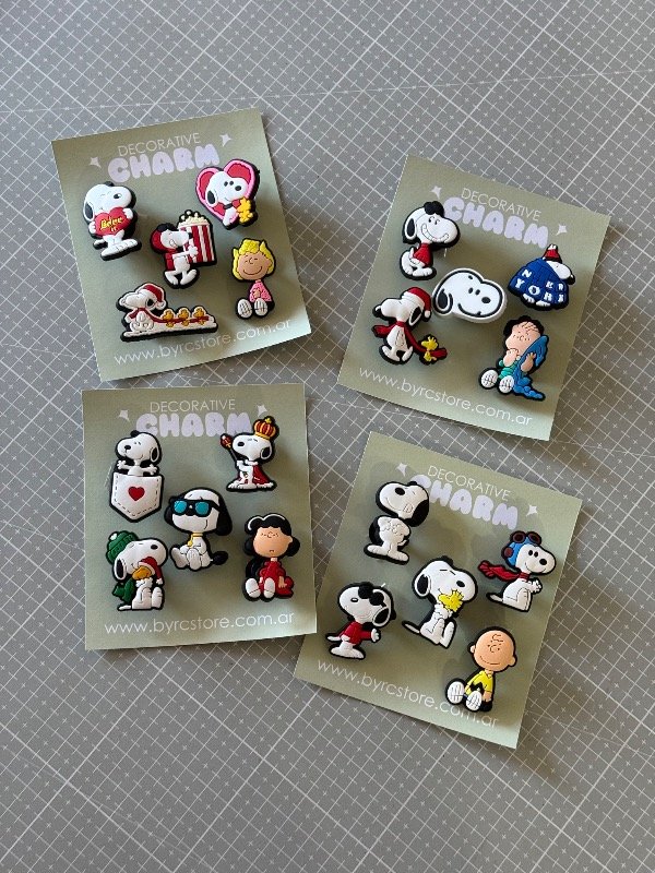 Producto - Set de Pins para Crocs Snoopy - 3