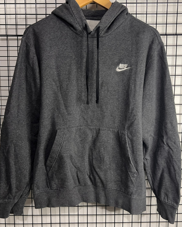 Producto - Nike Gris Oscuro