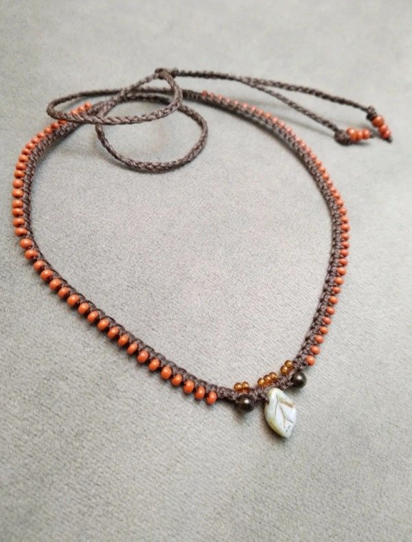 Producto - Gargantilla hojita con obsidiana