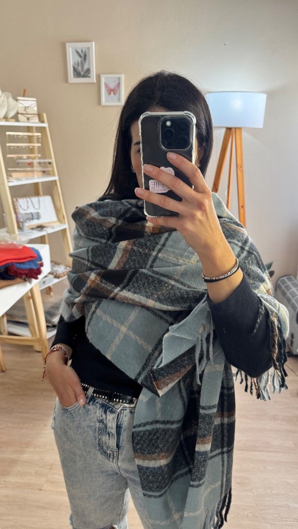 Producto - Pashmina cuadrille celeste y negro