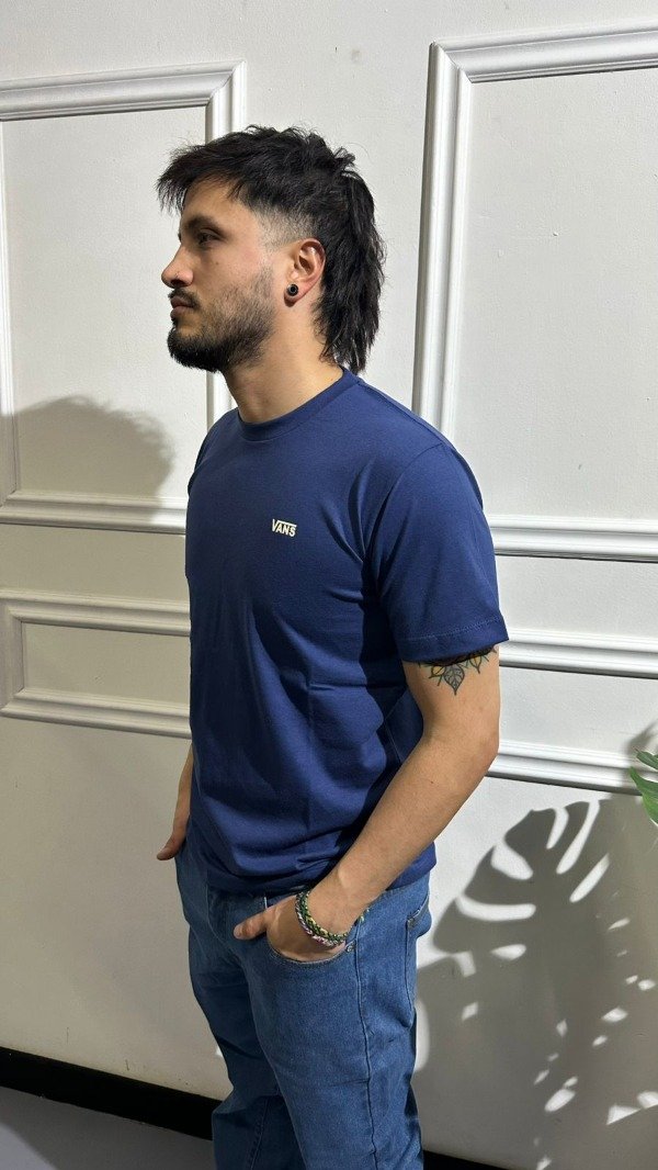 Producto - Remera Vans adulto logo chiquito