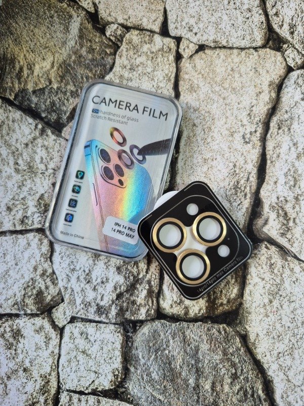 Producto - Protector de cámara metalizado Iphone 14 Pro / 14 Pro Max dorado