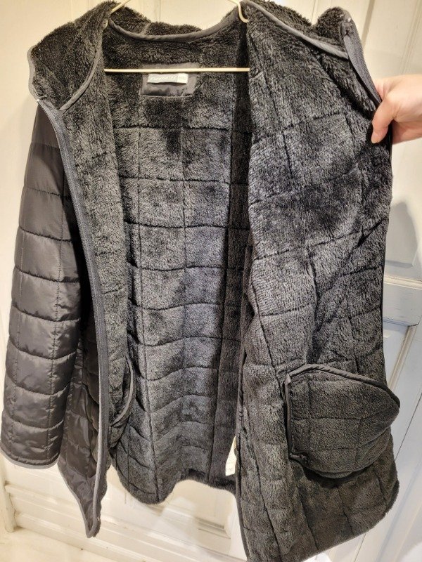 Producto - Campera URBAN WOMAN larga negra con piel Talle XL - PRECIO: 120X - 3