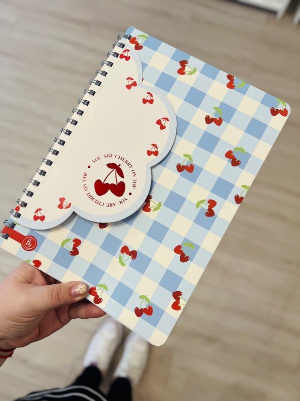 Producto - Cuaderno cerezas A4