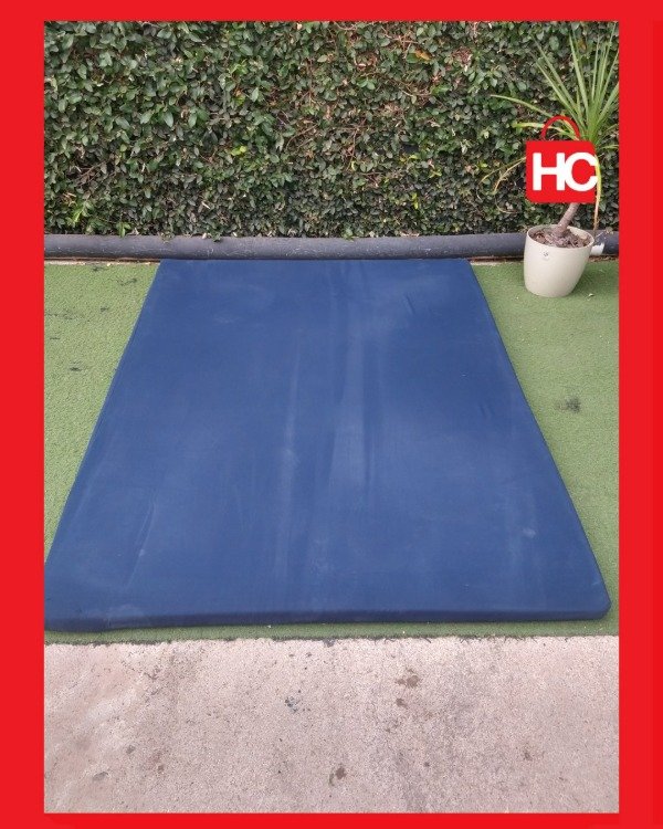 Producto - Colchoneta grande. Ideal para gimnasia, juegos o camping