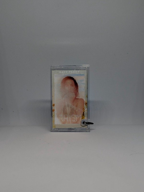 Producto - PRISM - Llavero Cassette