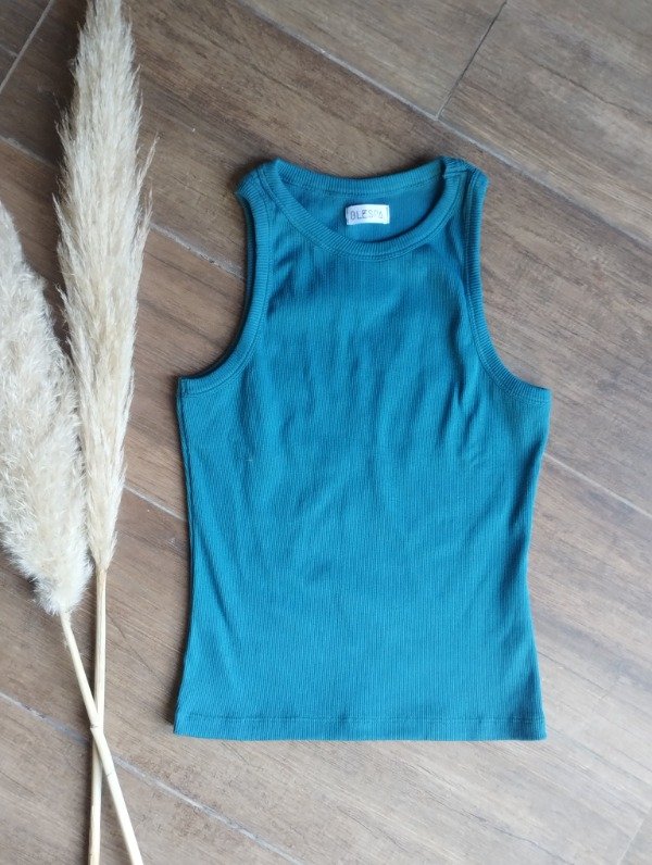 Producto - Musculosa Bass Petroleo