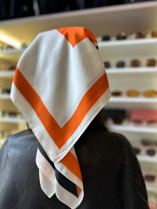Producto - Pañuelo Orange - M