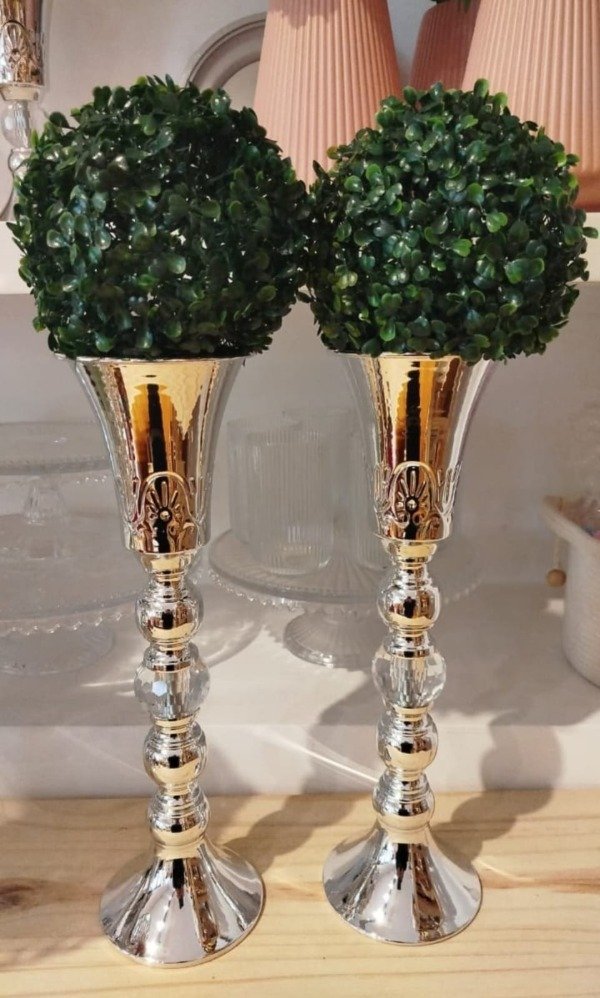 Producto - Par de candelabros  Plateado