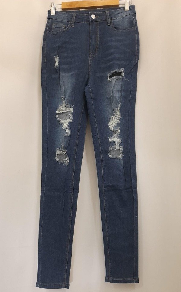 Producto - JEAN CHUPIN ROTURAS IMPORTADO SHEIN