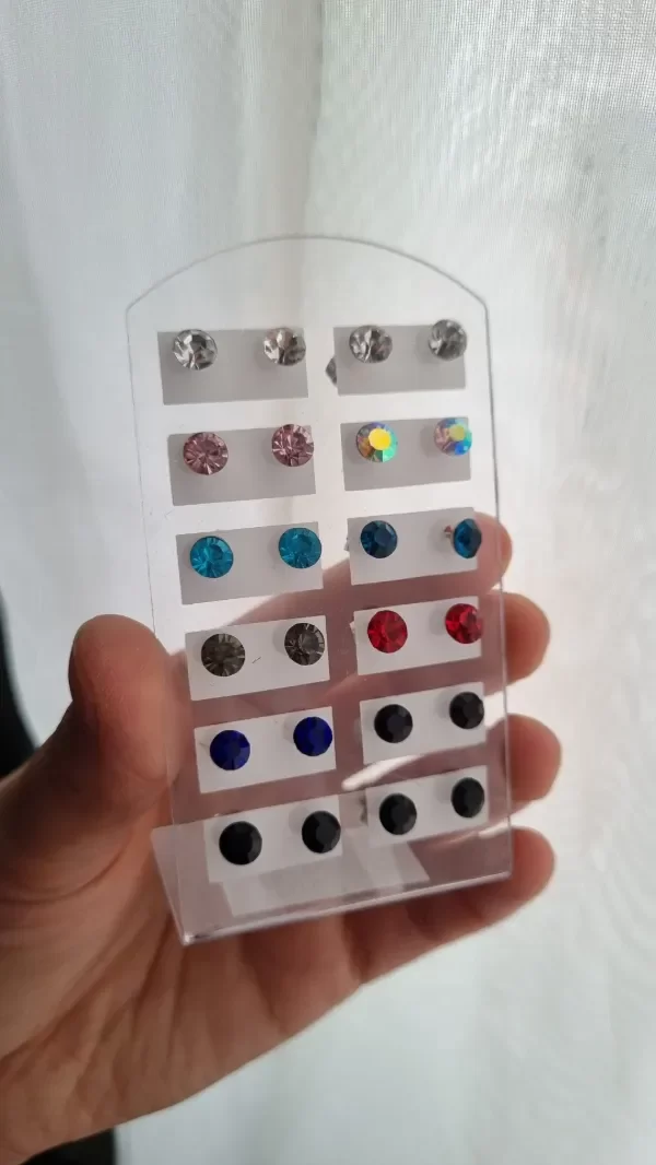 Producto - Aros pasantes strass varios colores medianos