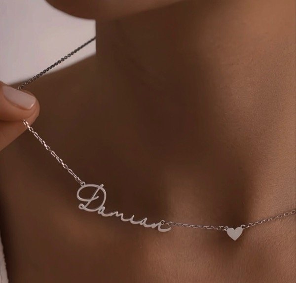 Producto - Collar nombre personalizado más corazón