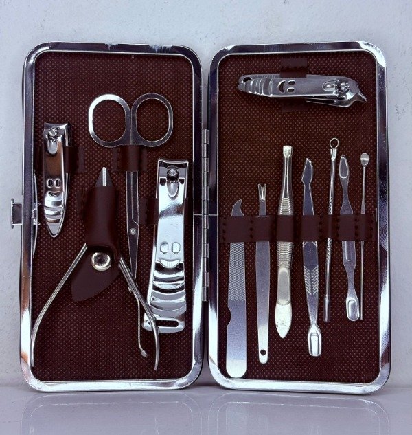 Producto - Kit manicuría y pedicuría