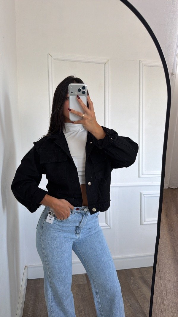 Producto - Campera de jean Negra