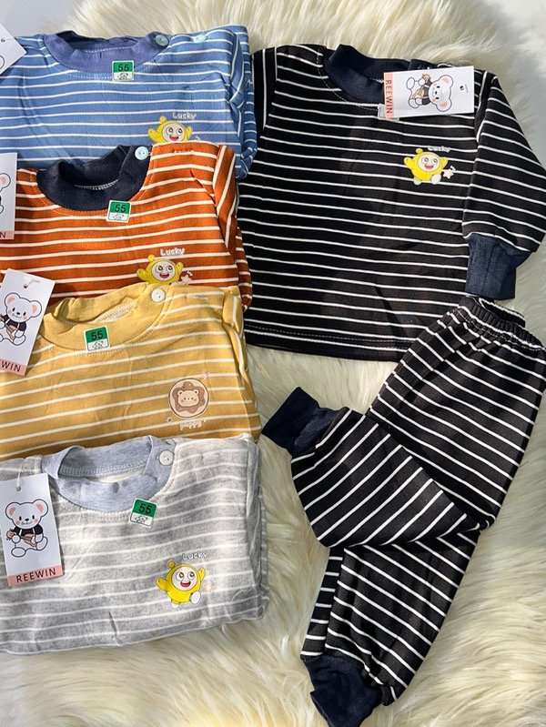 Producto - PIJAMA IMPORTADO BABY RAYADO (CAMISETA + PANTALÓN)