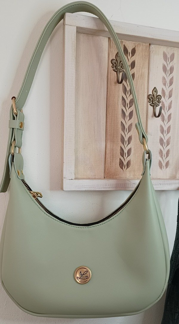Producto - Carterita chica Nicoletta verde malva