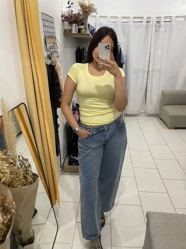 Producto - Remera soft basic Limón