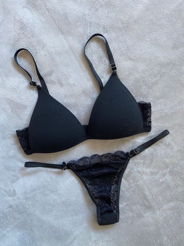 Producto - Triangulito Jessi Negro