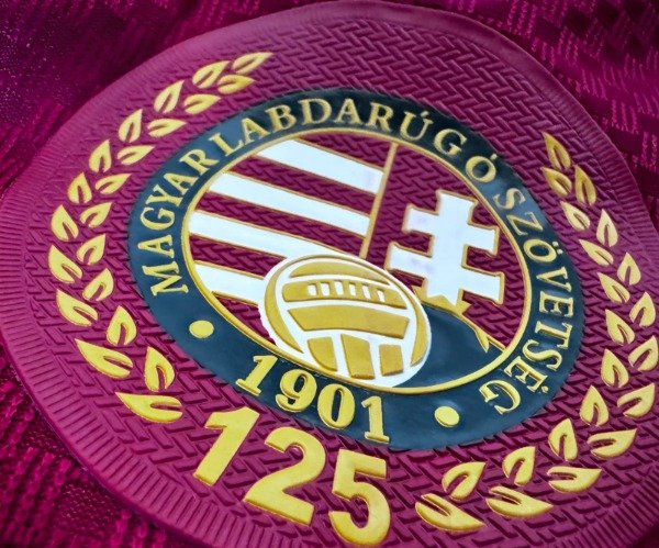 Producto - CAMISETA HUNGRÍA IMPORTADA TITULAR 2026 #10 SZOBOSZLAI - 5