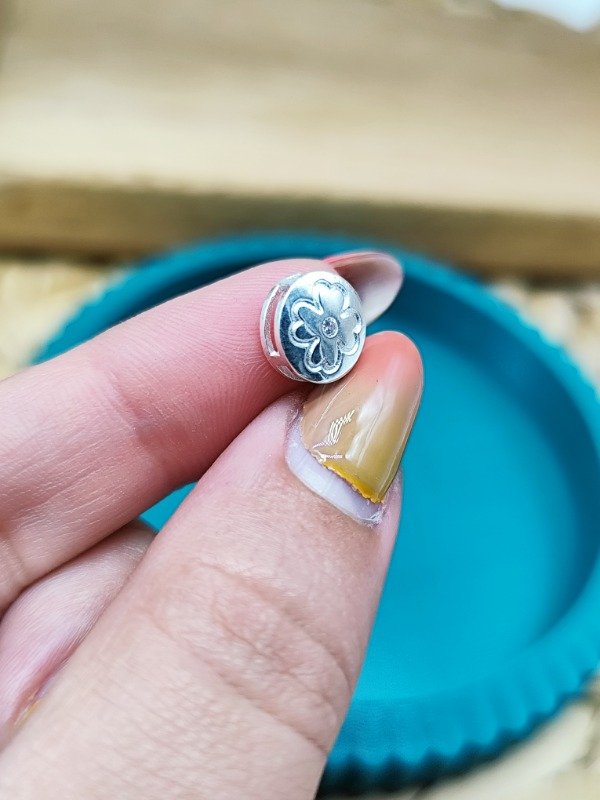 Producto - Dije Flor Vigo 10 Milímetros