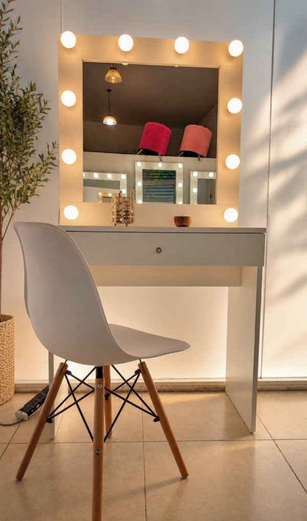 Producto - Combo Maquillador Sophia + silla nórdica