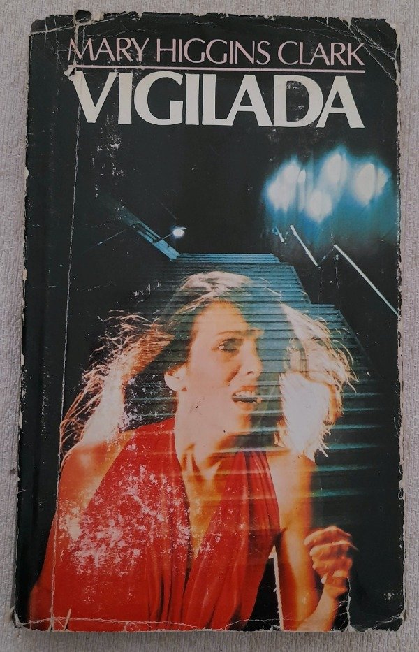 Producto - Vigilada - Mary Higgins Clark - Círculo De Lectores