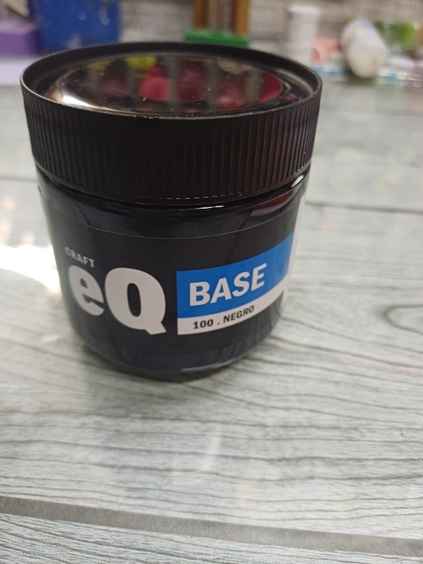 Producto - Base acrilica negra x 200 cc