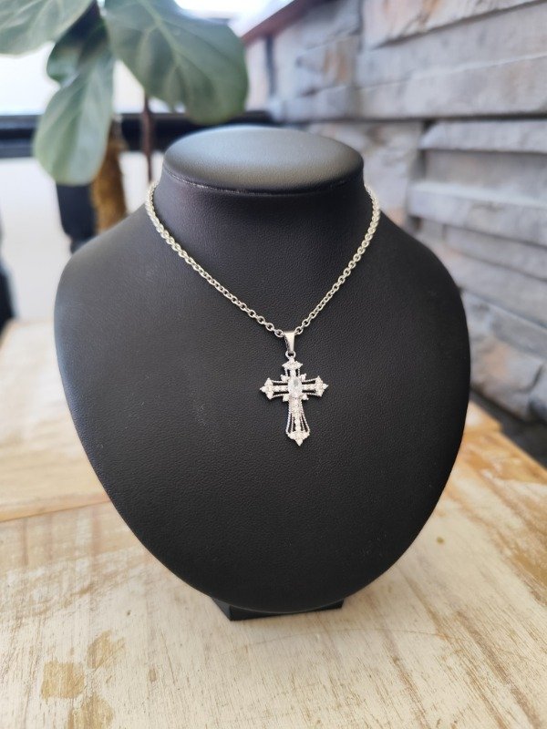 Producto - Collar cruz cobre strass. Cadena acero.