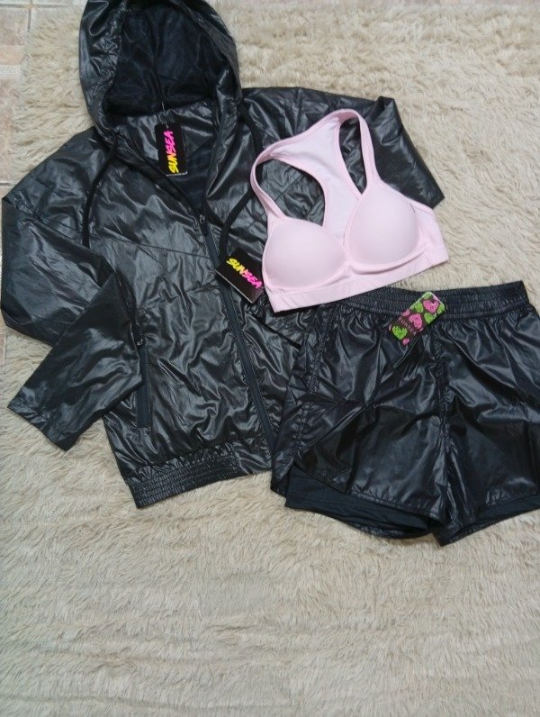Producto - Conjunto campera y short con top de regalo - 0
