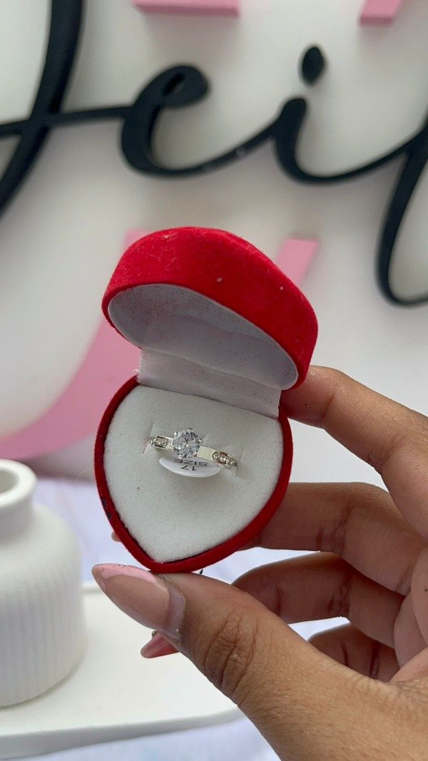 Producto - Anillo princess cristal c/caja