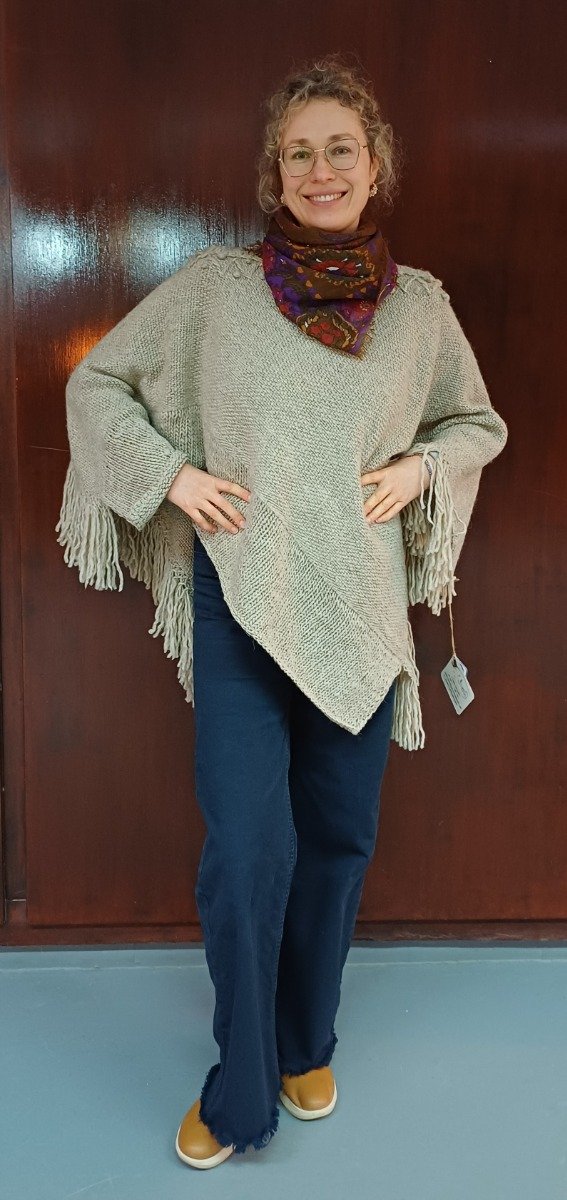Producto - PONCHO de LANA al bies - 10