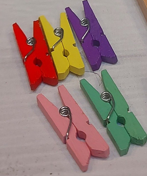 Producto - Mini broches color 2,5cm x5u