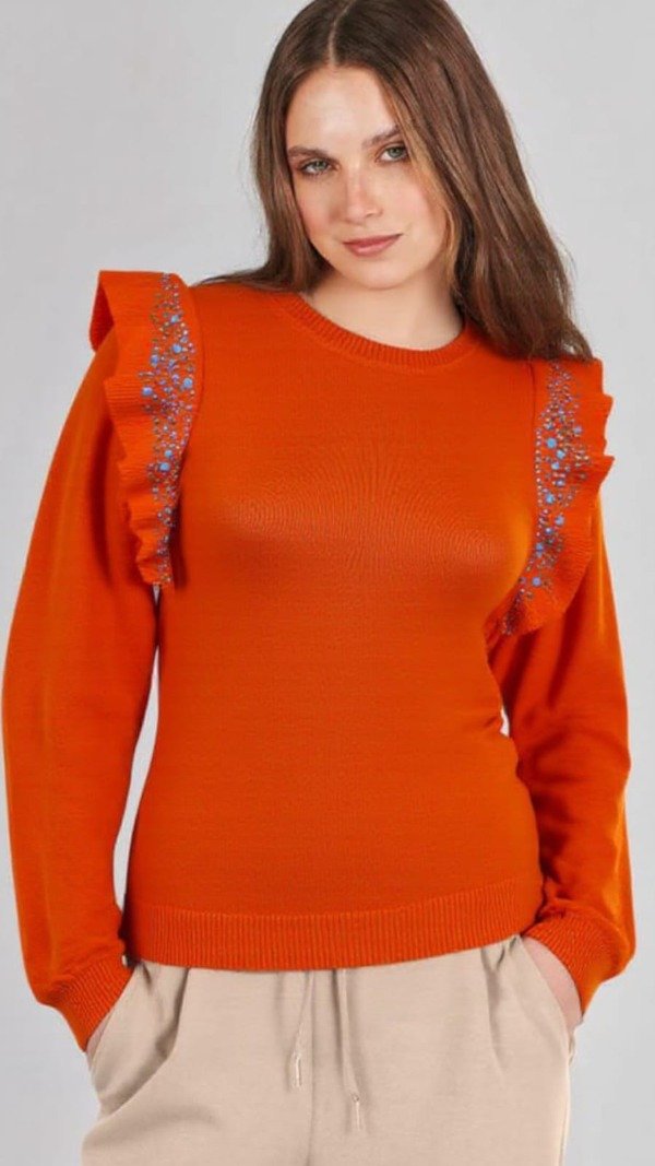 Producto - ANA -  SW CON VOLADO Y TACHAS