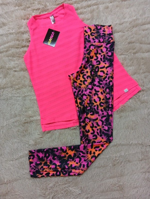 Producto - Chupín print fdo rosa y remera mangas cortas