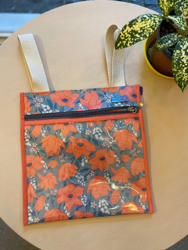 Producto - Bolsillero para reposera flores