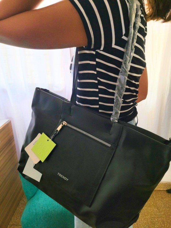 Producto - Tote bag Negra - Trendy