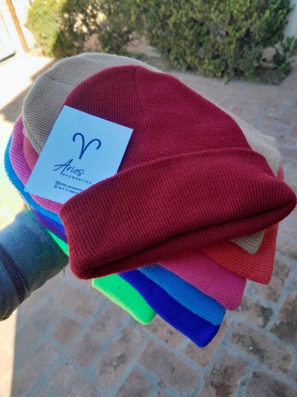 Producto - GORROS ROCKY  1015 - 2