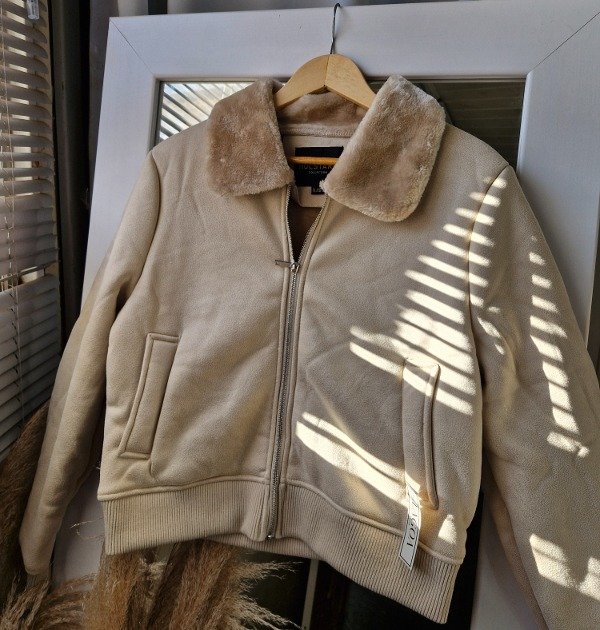Producto - Campera gamulan importada beige
