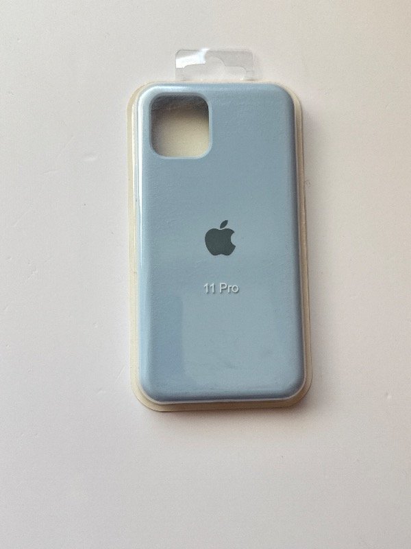 Producto - Silicone case celeste iphone 11 pro