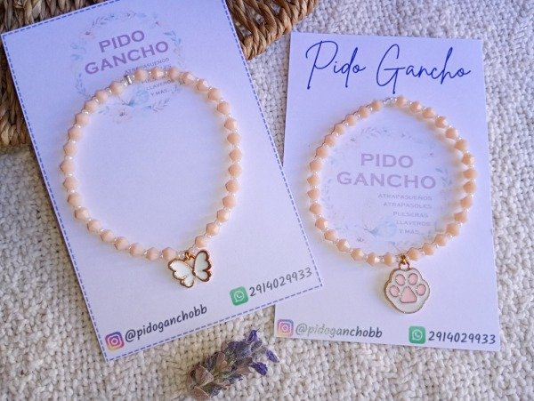 Producto - Pulsera de cristal con dije esmaltado