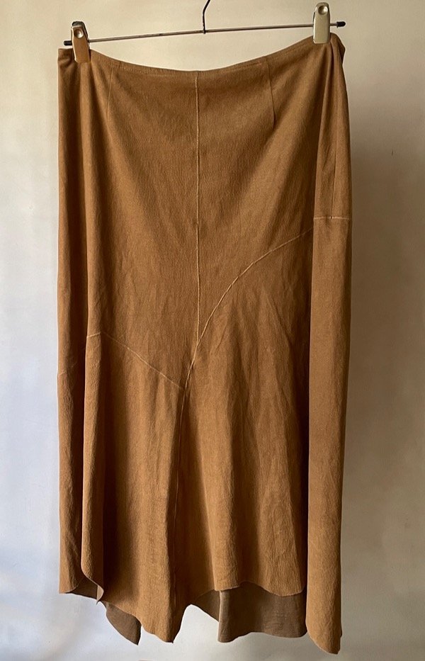 Producto - Pollera larga estilo imitación gamuza Les Femmes