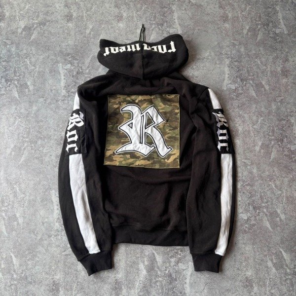 Producto - Hoodie RocaWear